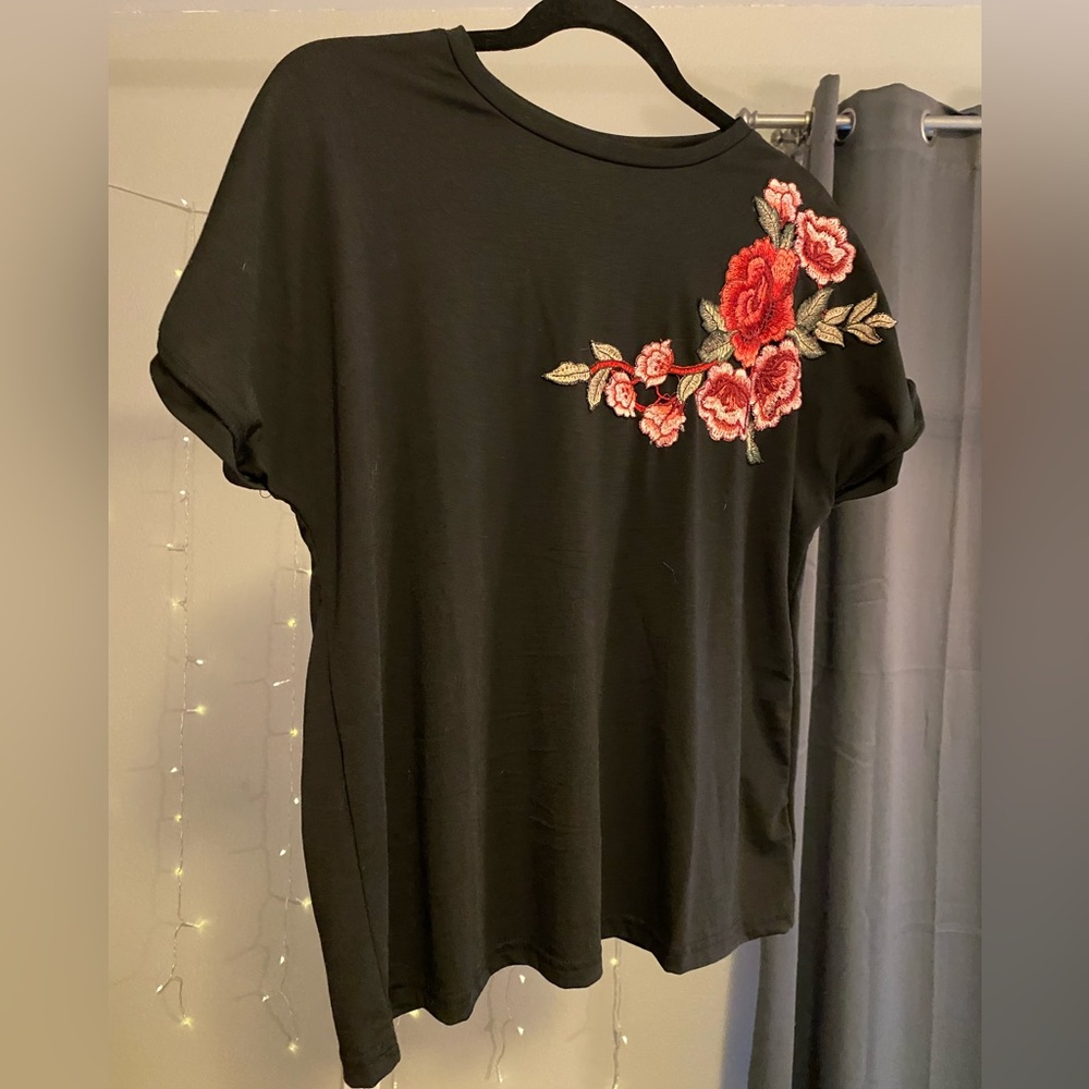 Black t shirt with floral decal
